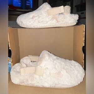 Nike woman’s Plush Slip-On One-Piece in Cream